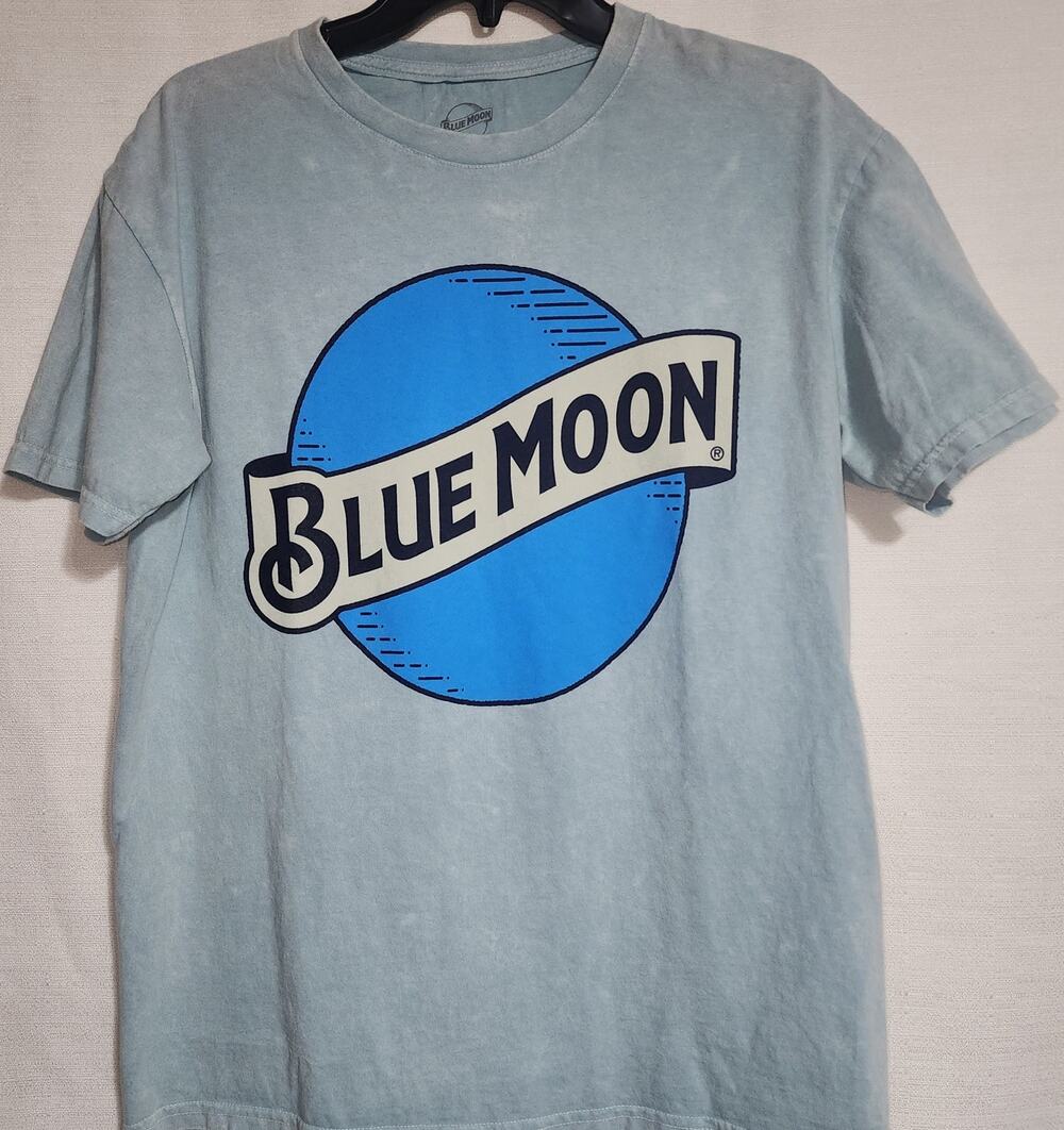 Blue moon men's medium shirt